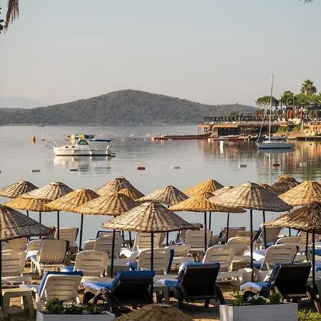 מלון Costa Bitezhan ביטז