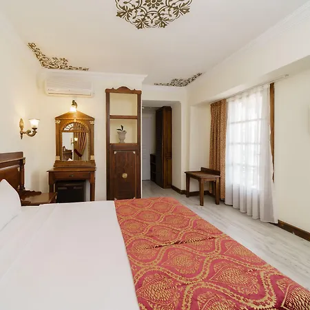 Costa Bitezhan מלון 4*