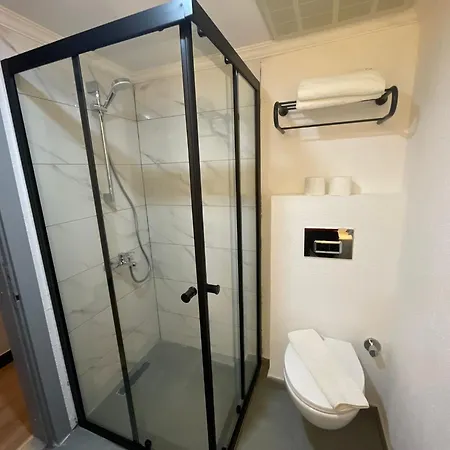 Costa Bitezhan מלון ביטז