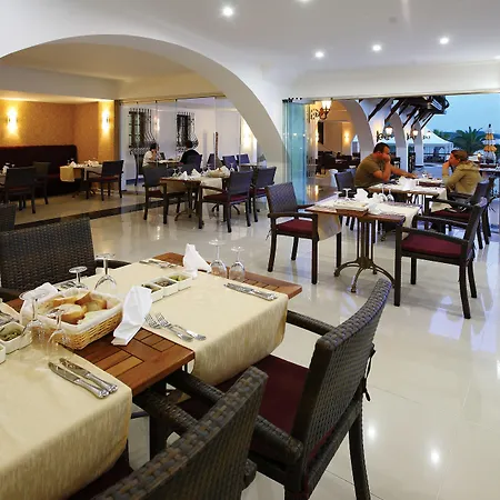 Costa Bitezhan 4* ביטז