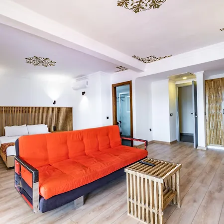 מלון Costa Bitezhan