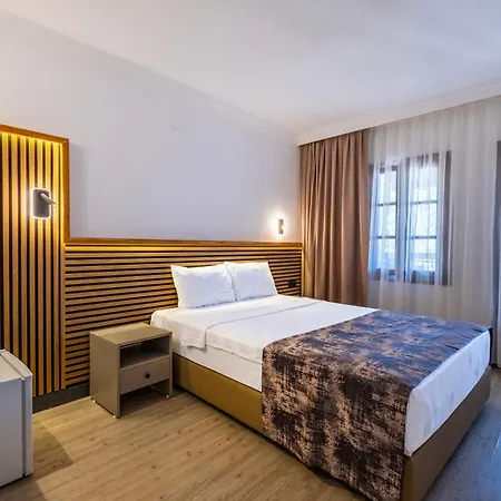 Costa Bitezhan Ξενοδοχείο 4*