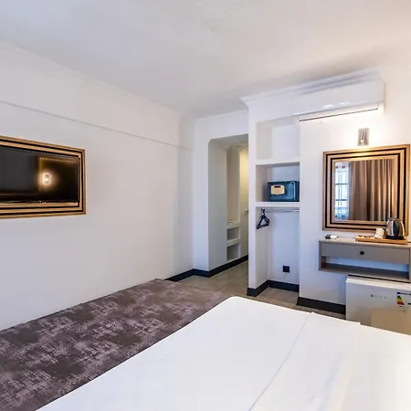 Отель Costa Bitezhan 4*
