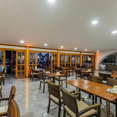 Costa Bitezhan Битез