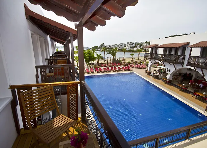 Otel Costa Bitezhan Bitez