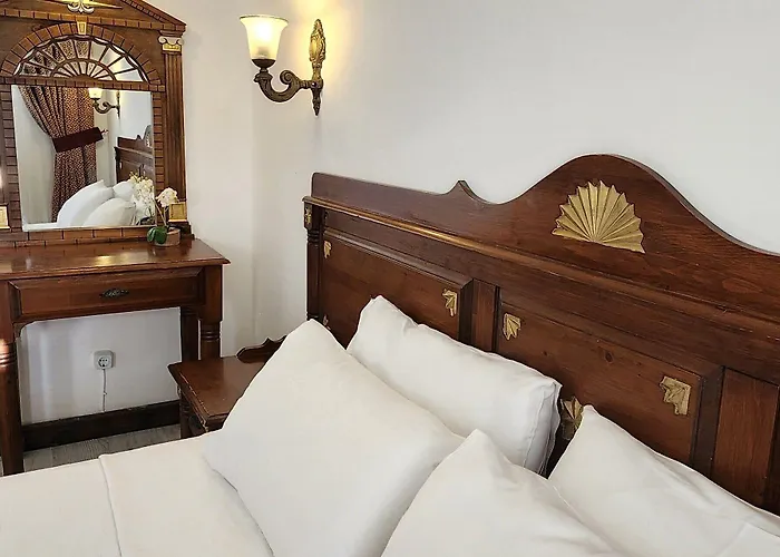 Costa Bitezhan Bitez