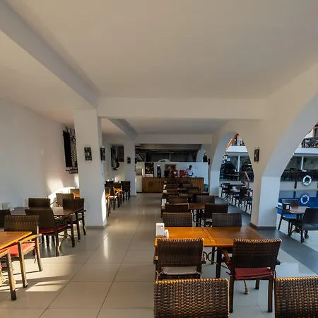 酒店 Costa Bitezhan 4*