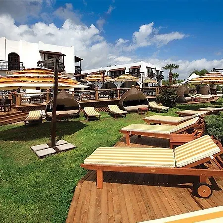 Costa Bitezhan Hotel 4*
