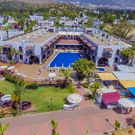 Costa Bitezhan Hotel 4*