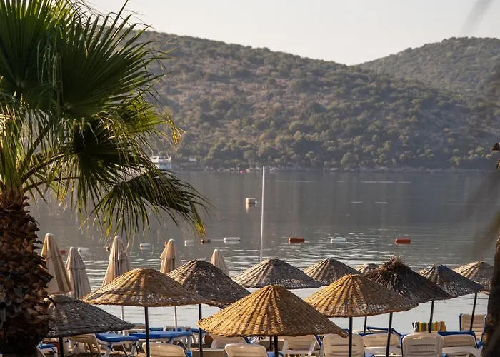 فندق Costa Bitezhan 4*