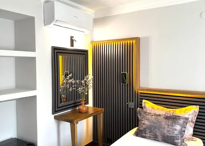 Costa Bitezhan 4* بيتيس