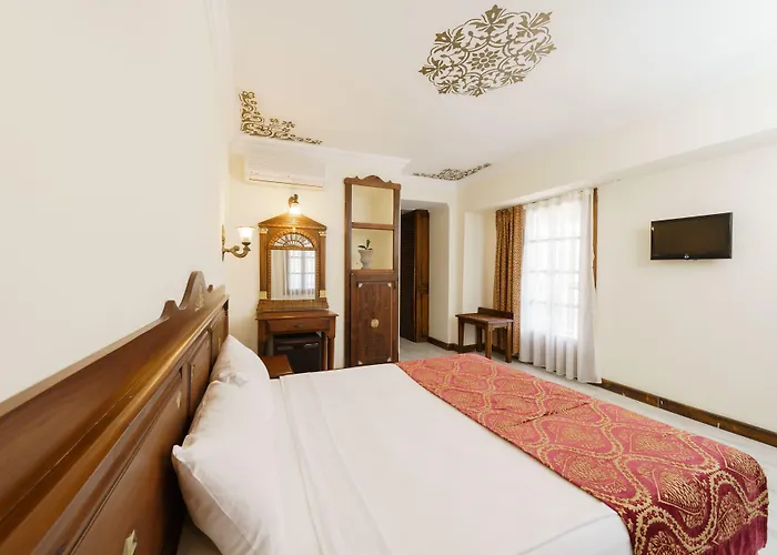 Costa Bitezhan فندق